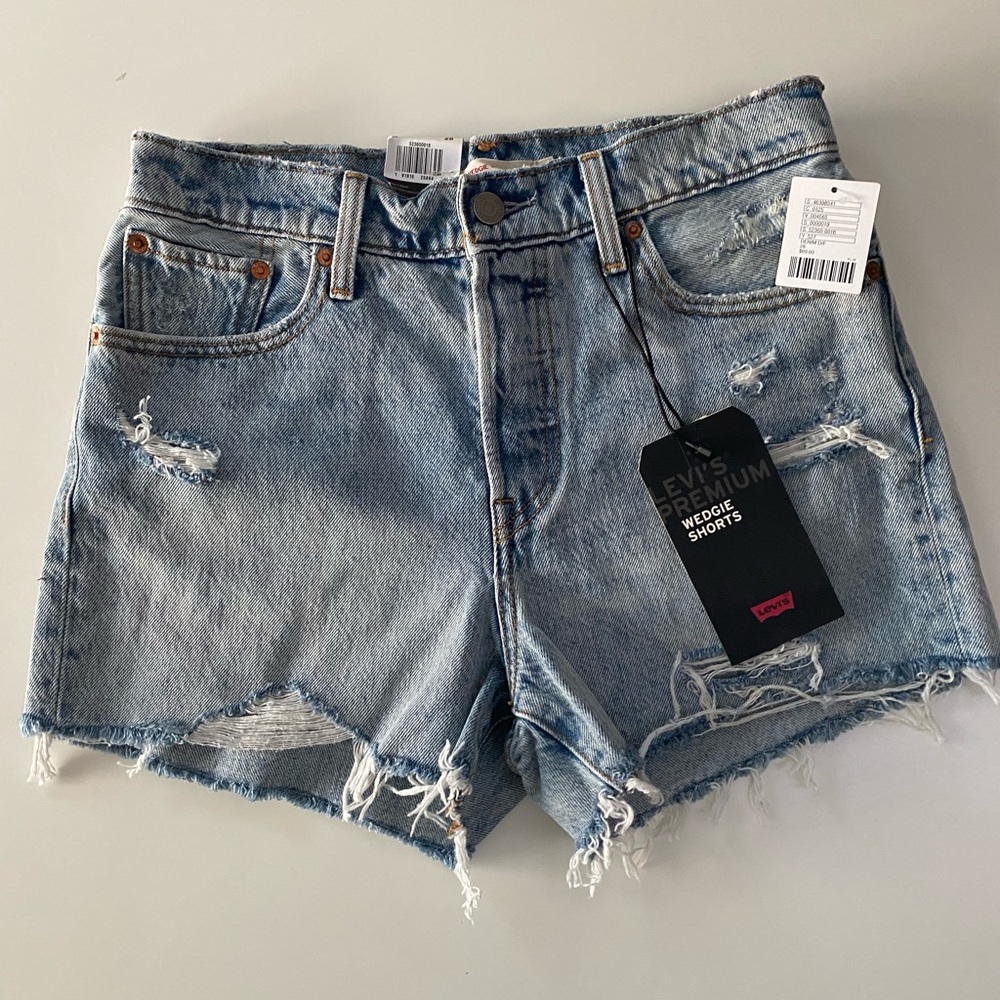 Never worn Levi’s short shorts.